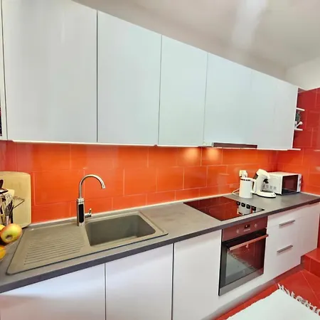 Kristina نوفي فينودولسكي